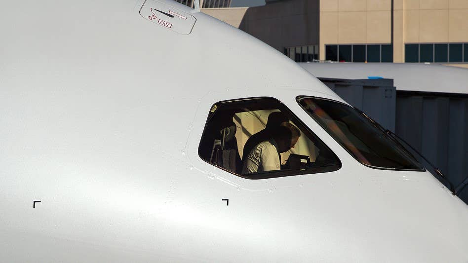 Airlines Cut Pilot Hiring Numbers in First Half of 2024
